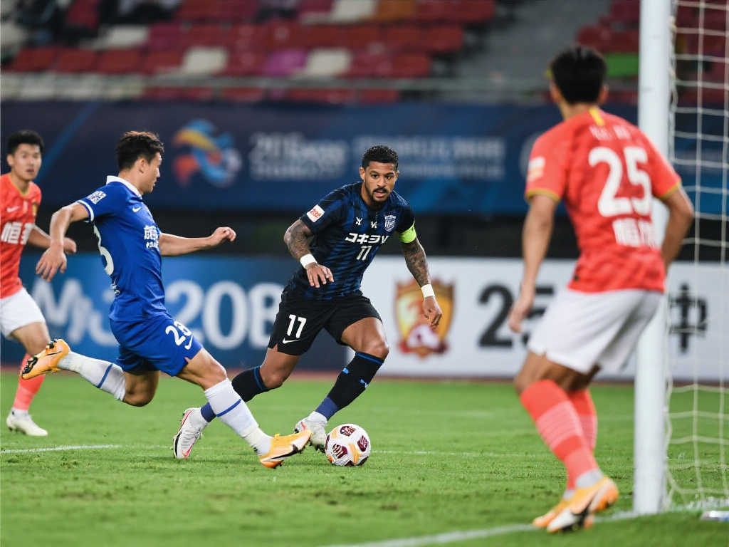 局勢中抓住 局勢中抓住