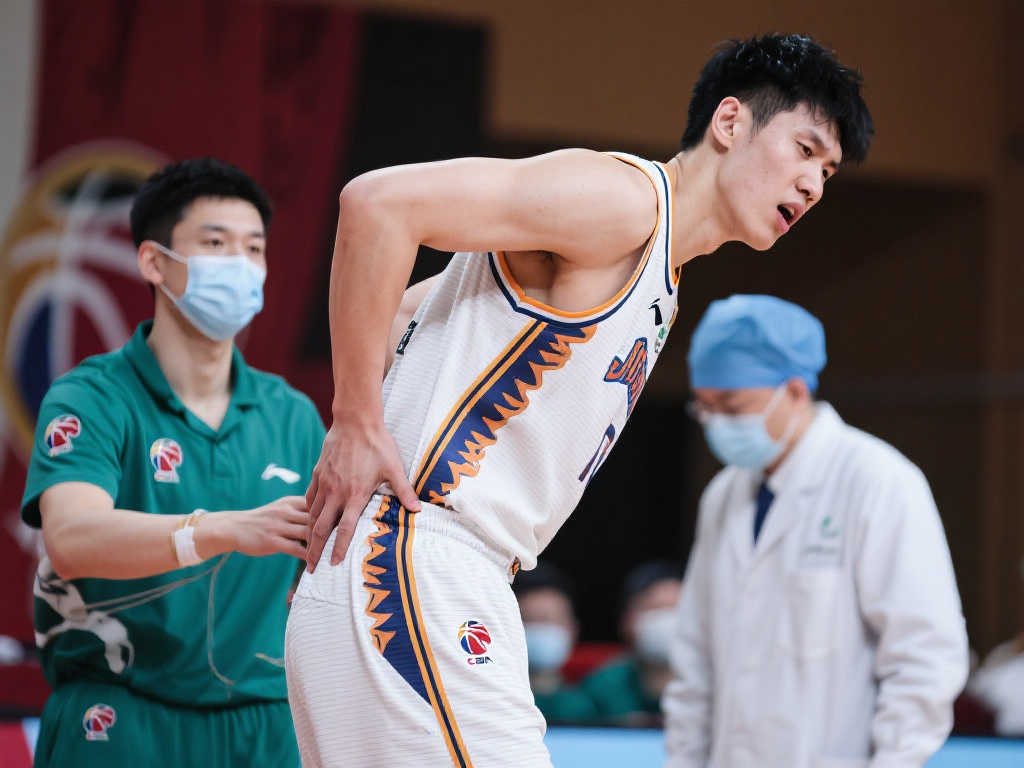 格列茲曼仍 格列茲曼仍